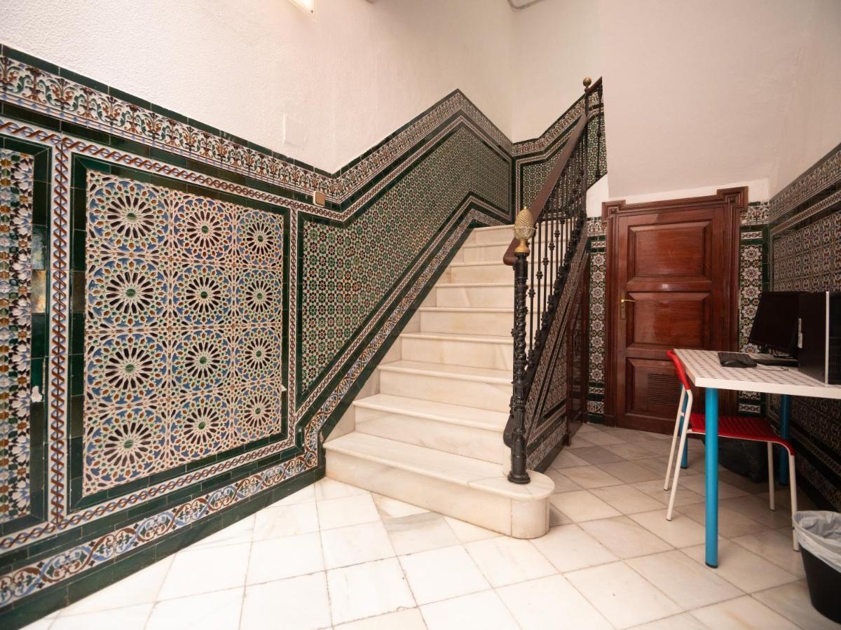 Arc House Sevilla Only Adults Екстер'єр фото