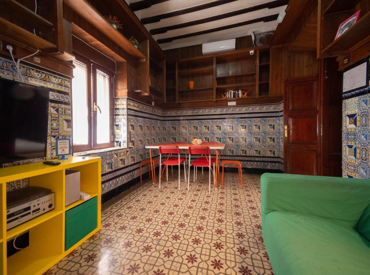 Arc House Sevilla Only Adults Екстер'єр фото